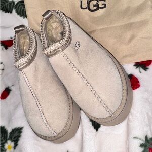 UGG Cream and Tan Ankle Booties